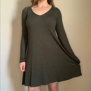 Express T-shirt Dress- *green